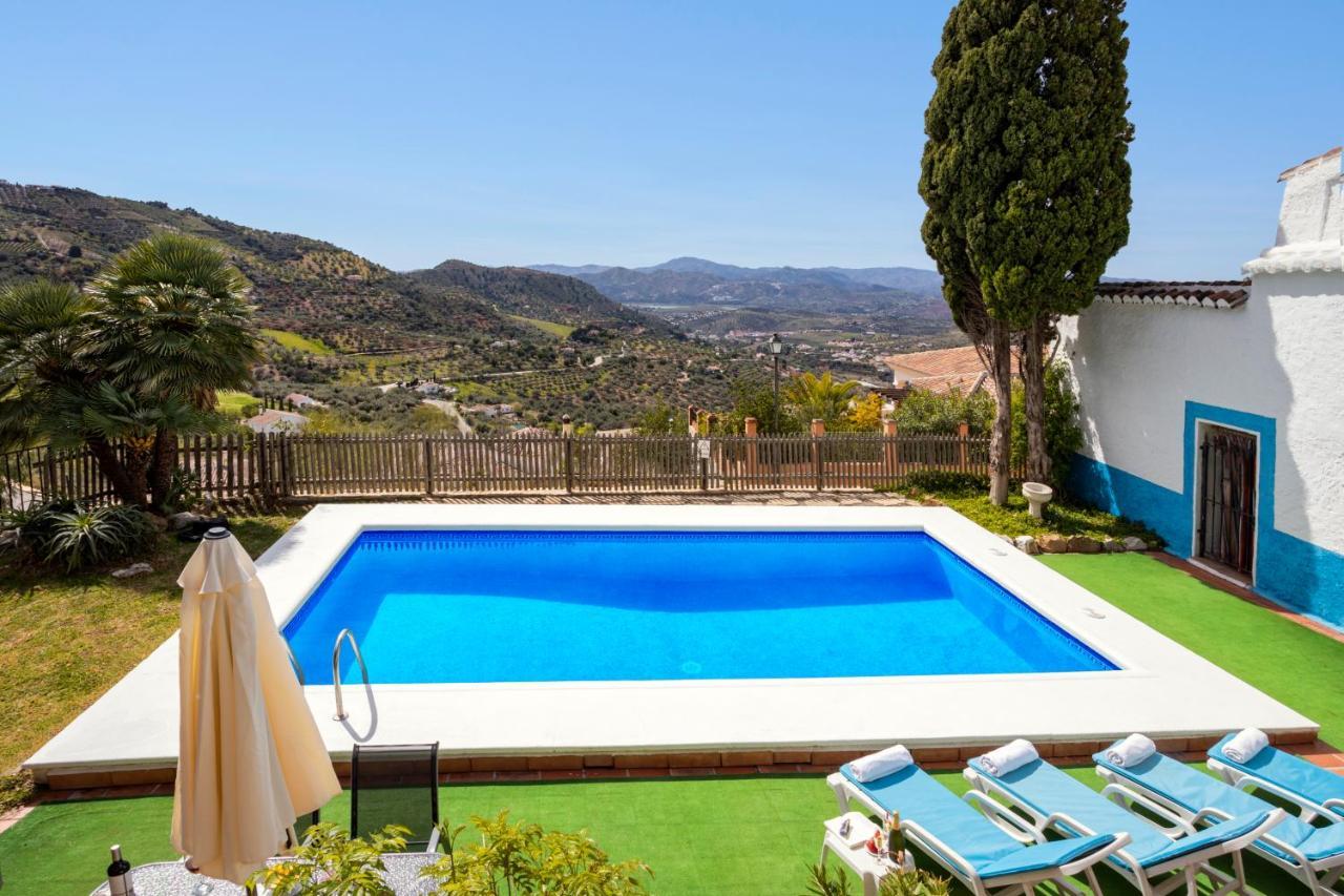 Casa El Lagarillo Con Piscina Privada Villa Alcaucín Kültér fotó