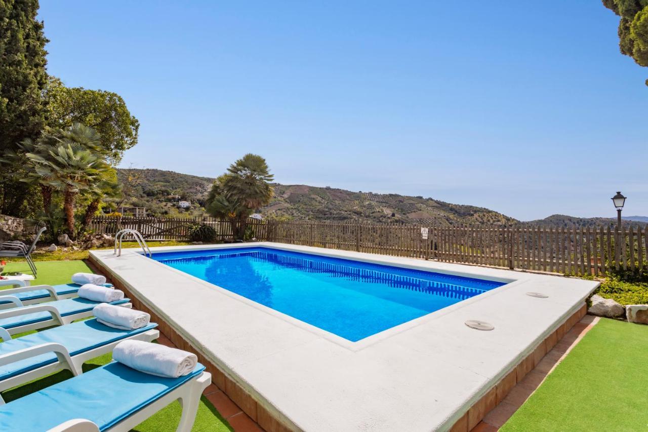 Casa El Lagarillo Con Piscina Privada Villa Alcaucín Kültér fotó